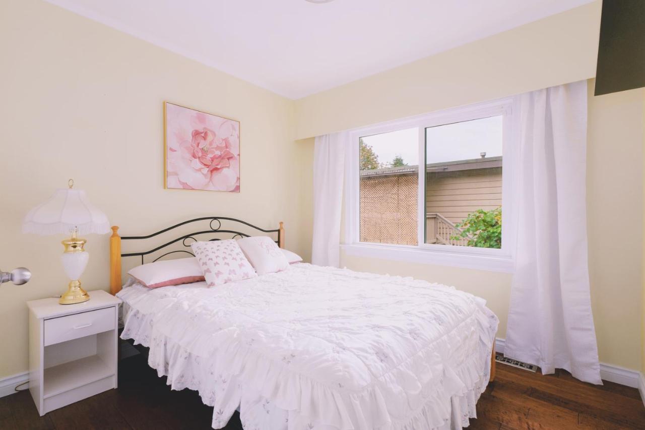 Lovely 3 Bedroom Port Moody Spacious Home 6 People Free Parking Buitenkant foto
