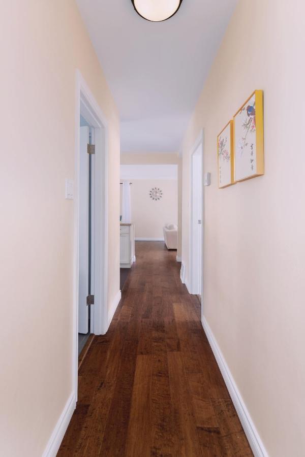 Lovely 3 Bedroom Port Moody Spacious Home 6 People Free Parking Buitenkant foto